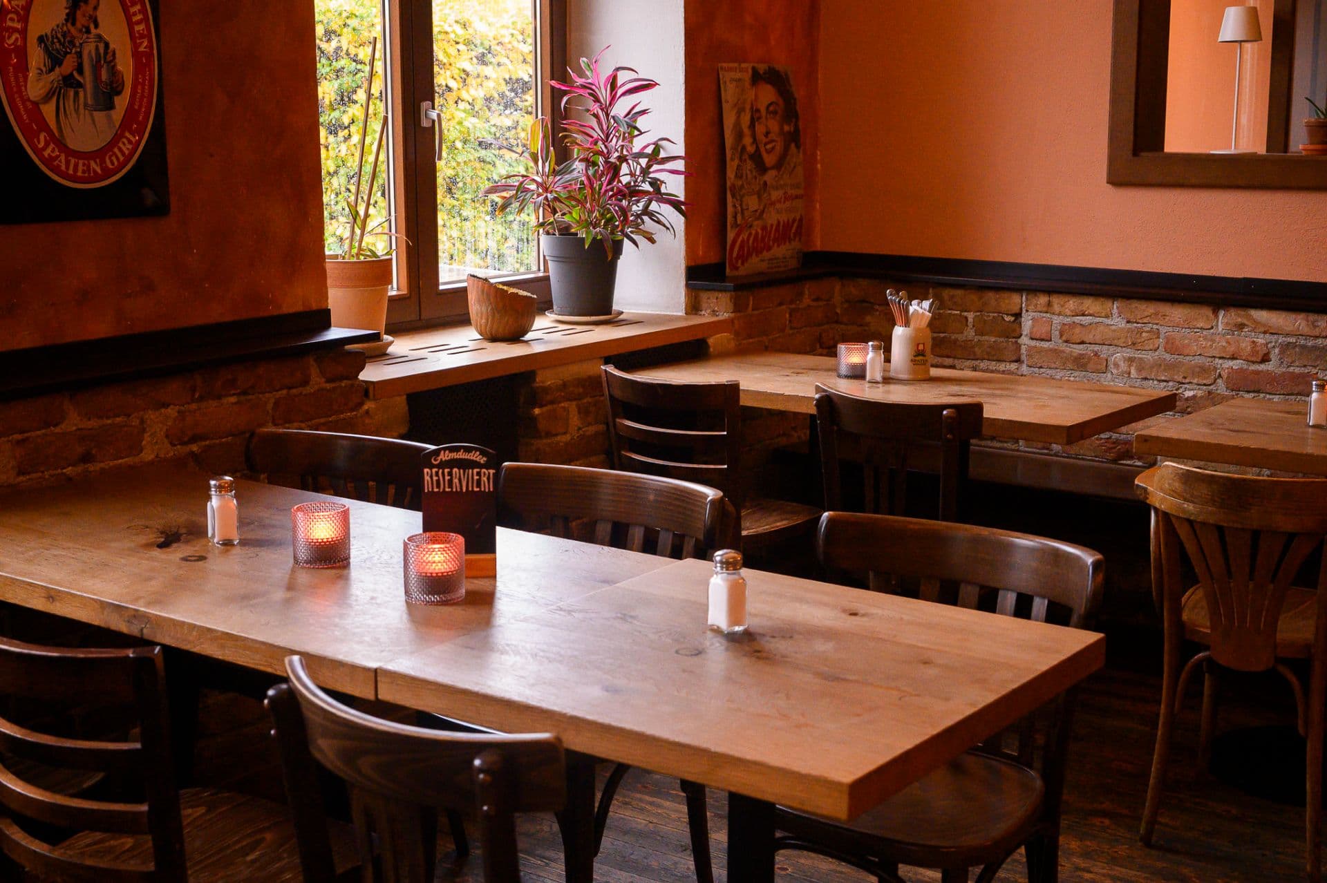 Weihnachtsfeier im Ziegelhaus München — Restaurant & Biergarten